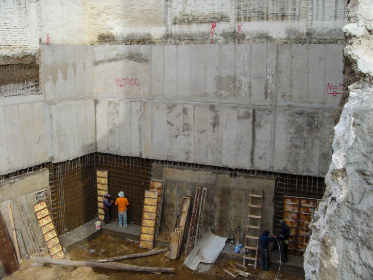 clav-spellmanversall